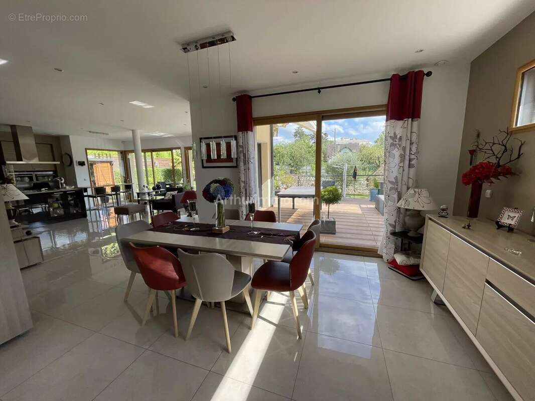 Maison à SOISY-SUR-SEINE