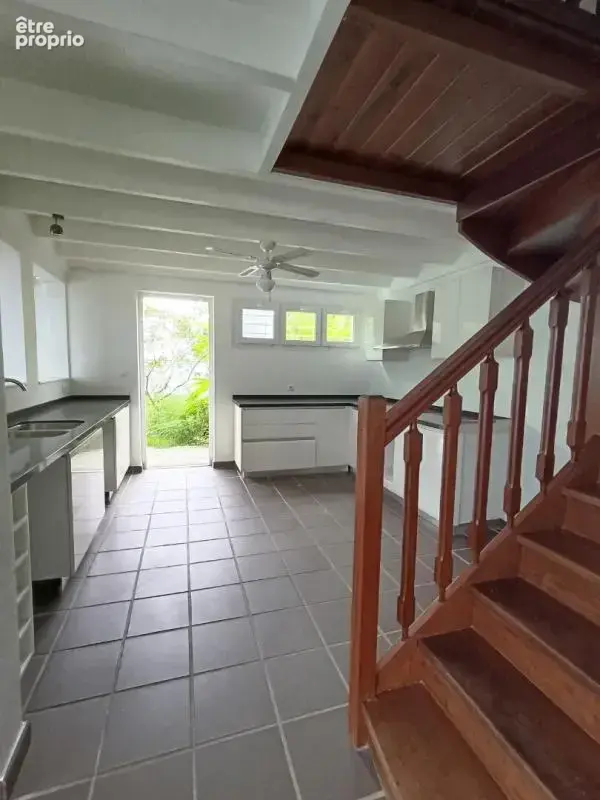 Duplex F4  160 m2 -Jardin piscinable - Résidence sécurisée - 800m plage Trois ilets - photo 12