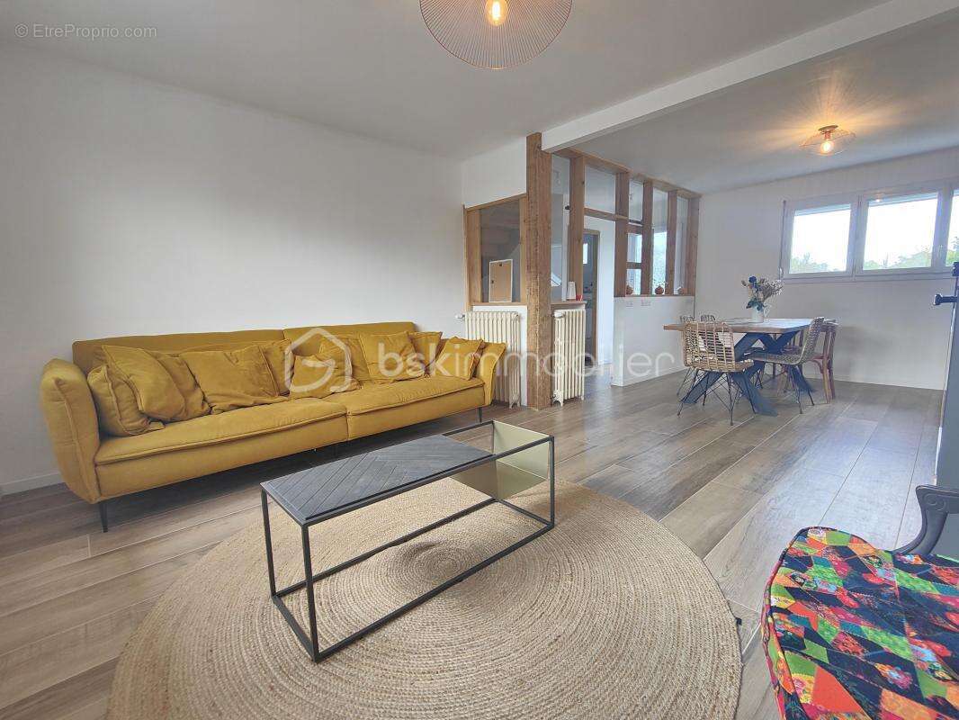 Maison à PLOUER-SUR-RANCE