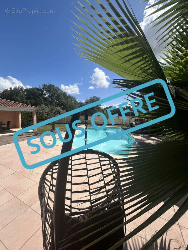 Maison à SAINT-QUENTIN-DE-BARON