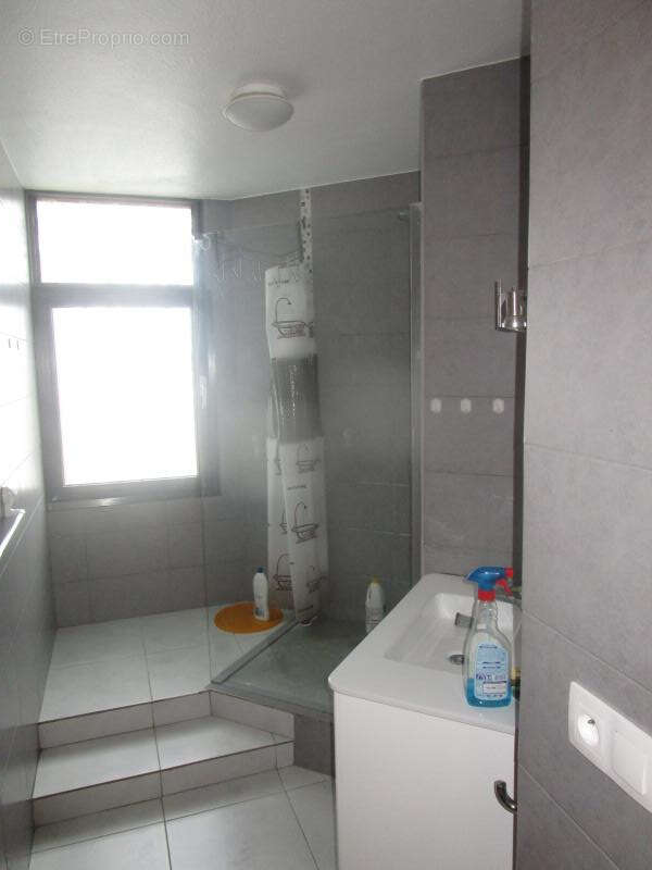 Appartement à KOUROU