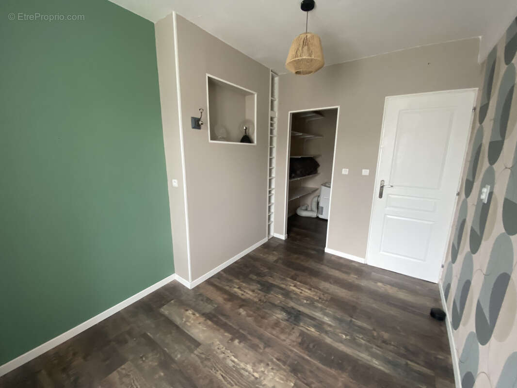 Maison à MAGNAC-LAVAL