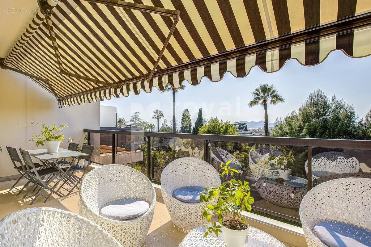 Appartement à CANNES