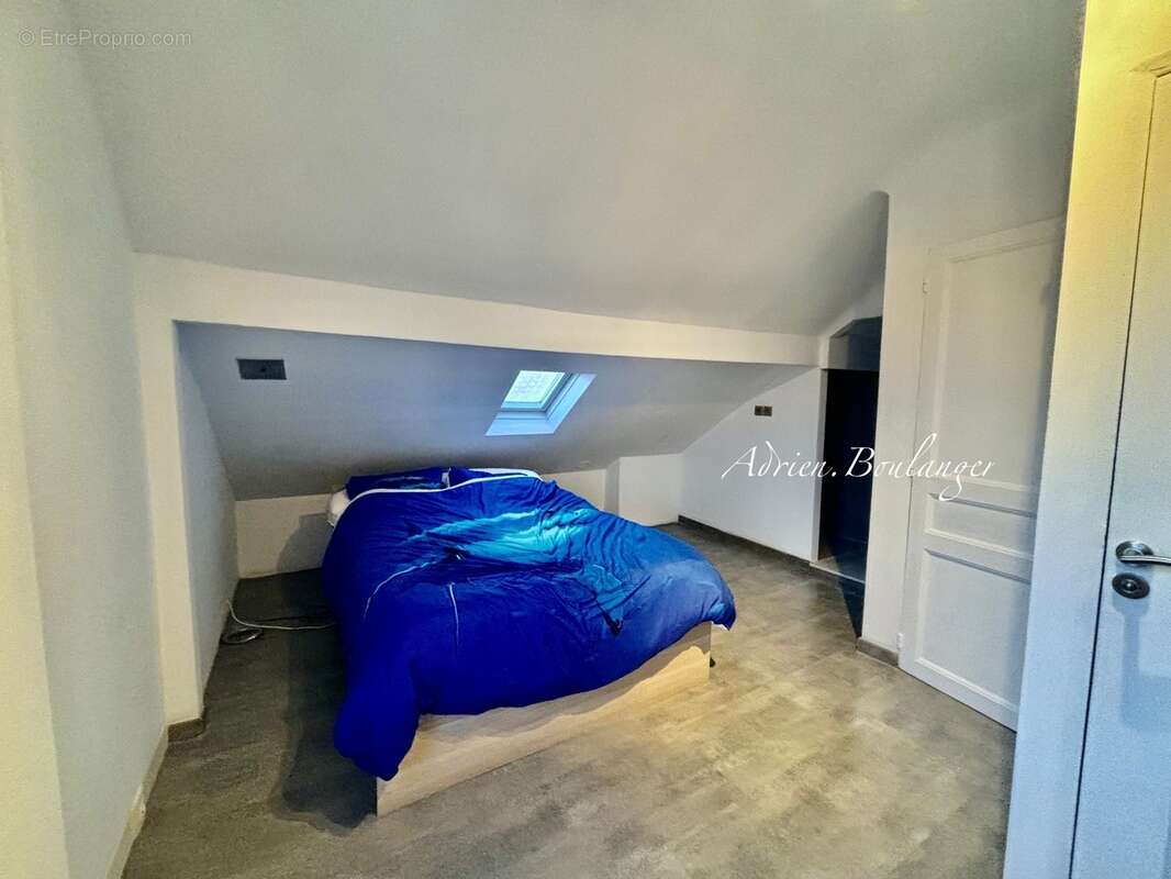 Maison à vendre 5 pièces COMBS LA VILLE (77) - photo 12