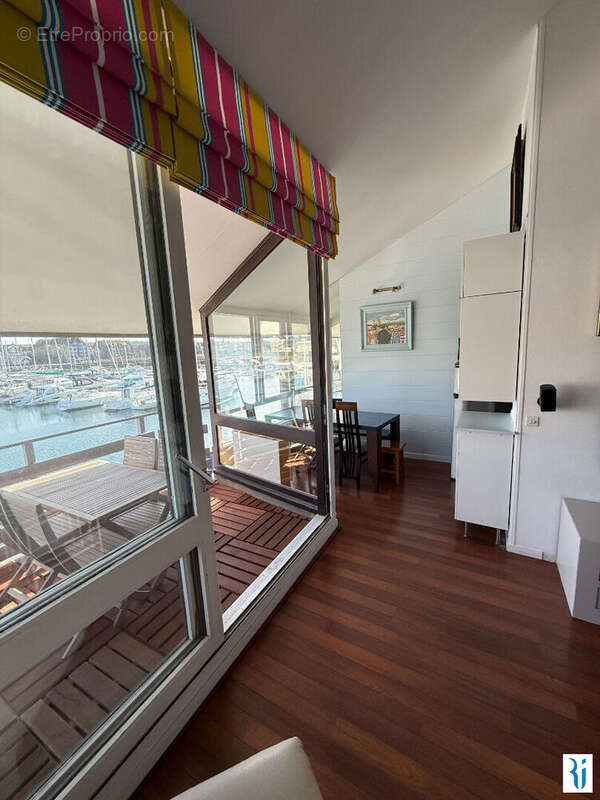 Appartement à DEAUVILLE