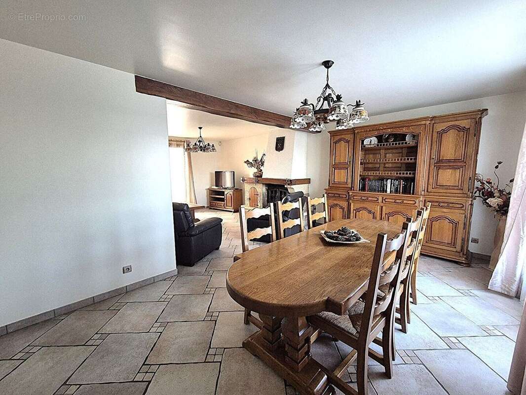 Maison à RIS-ORANGIS