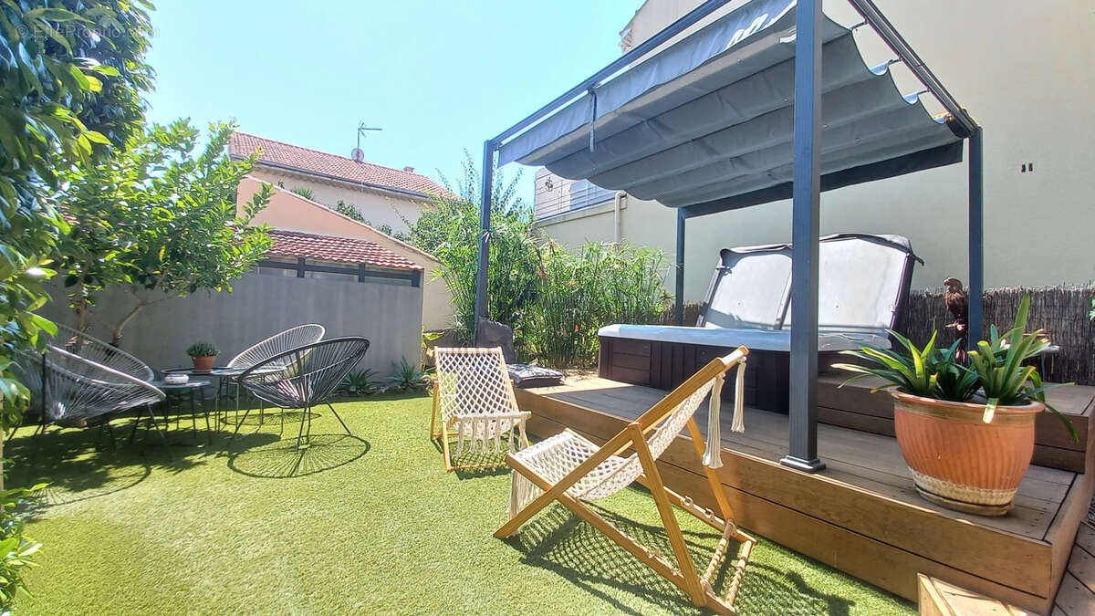 Appartement + jardin + parking, rez-de-jardin quartier Bassin/Champ de Mars. - photo 4