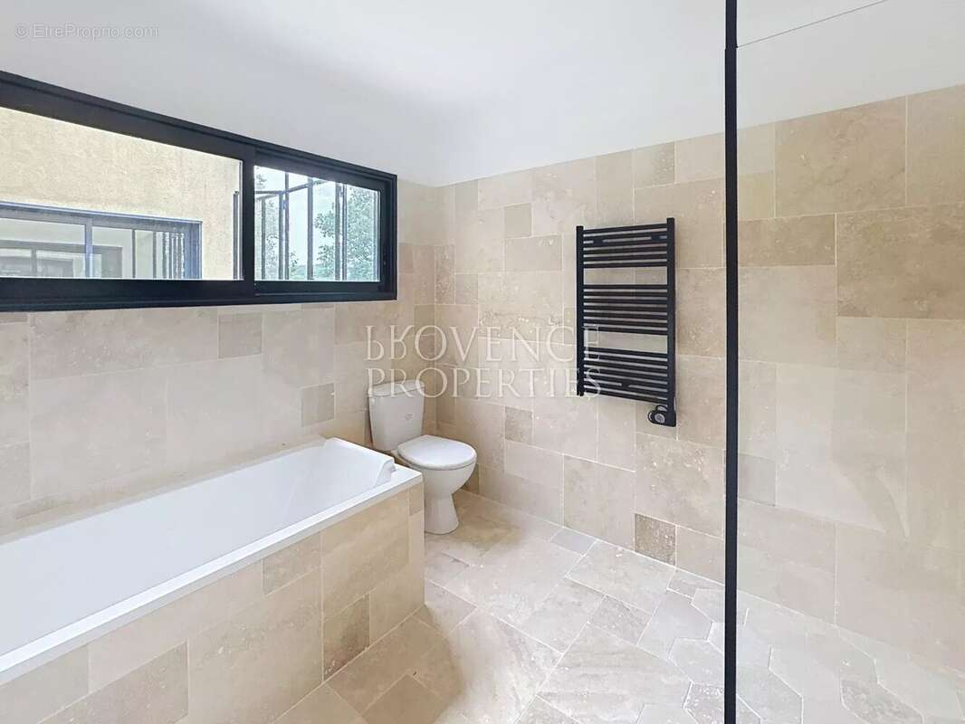 Maison à CHATEAUVERT