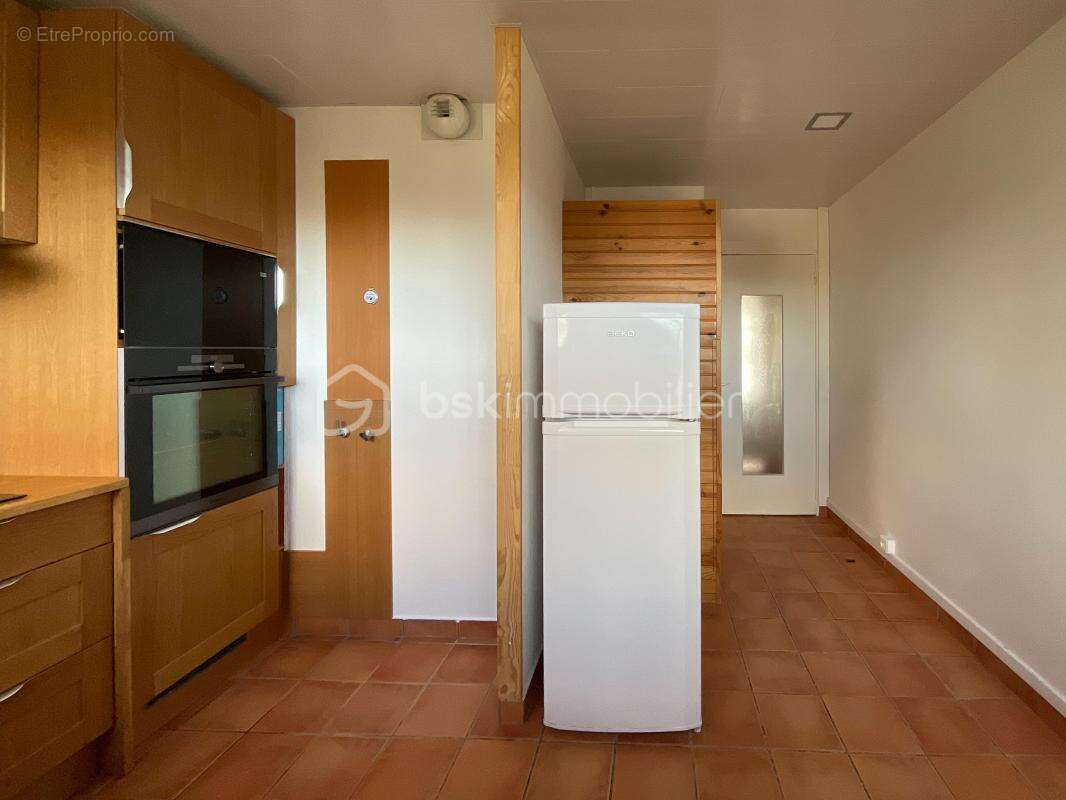 Appartement à FRESNES