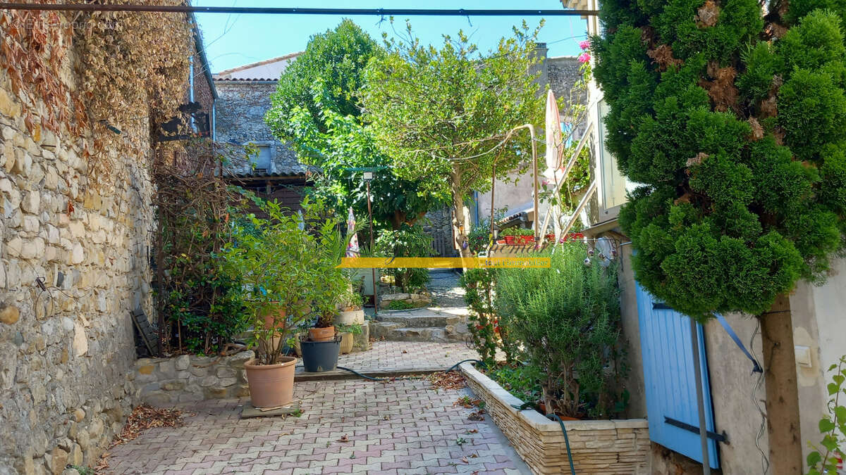 Maison à LA COUCOURDE