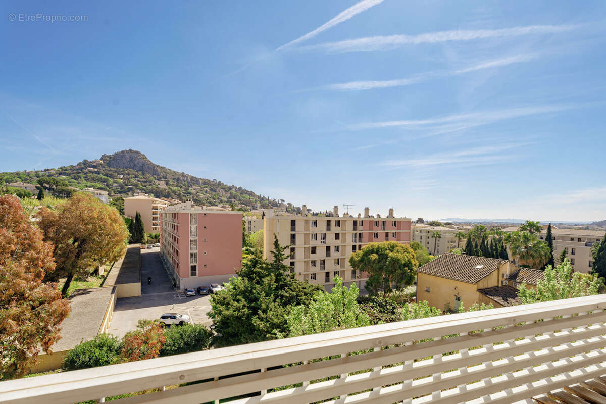 Appartement à HYERES