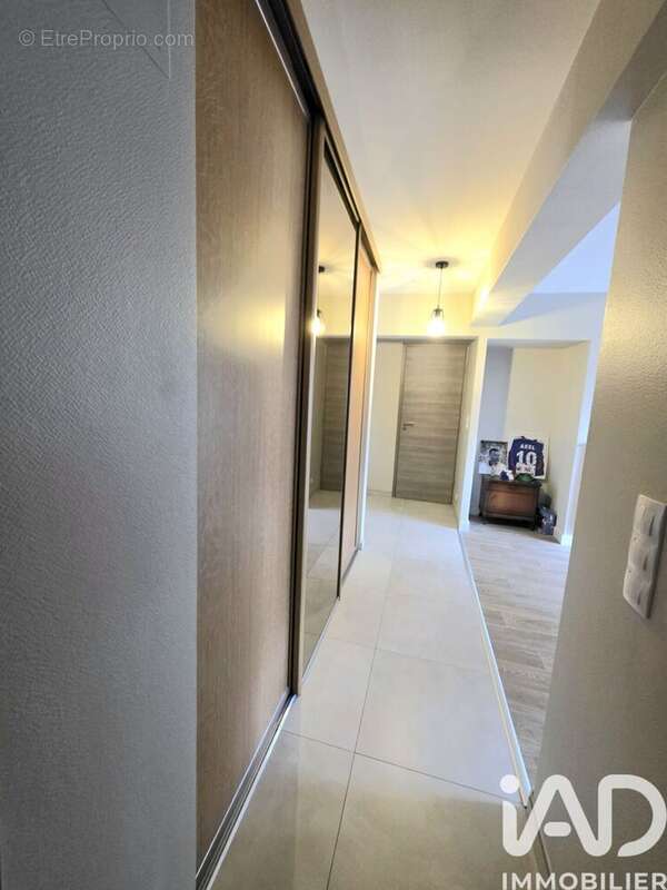 Photo 7 - Appartement à AUDUN-LE-TICHE