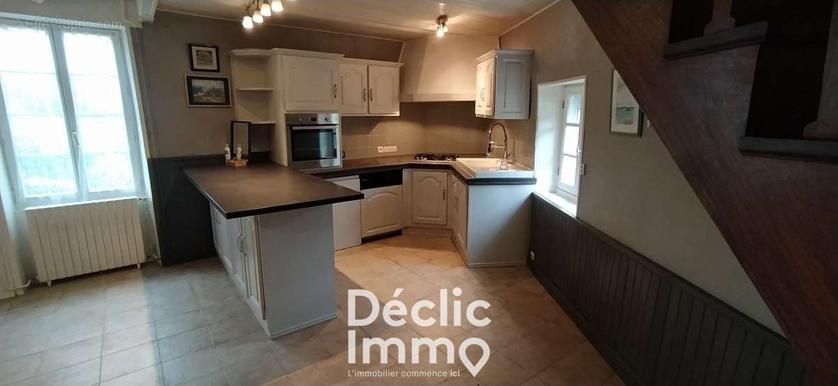 Maison à CHAMPAGNE-MOUTON