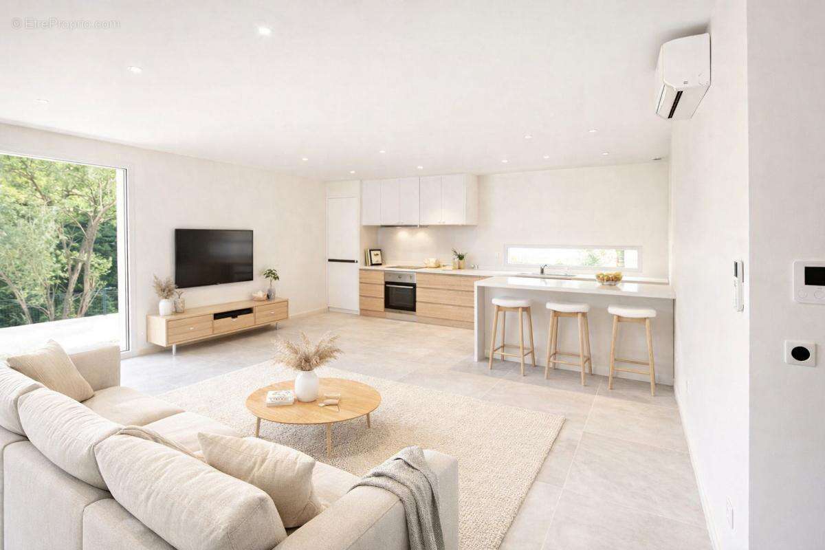 Maison à LA VALETTE-DU-VAR