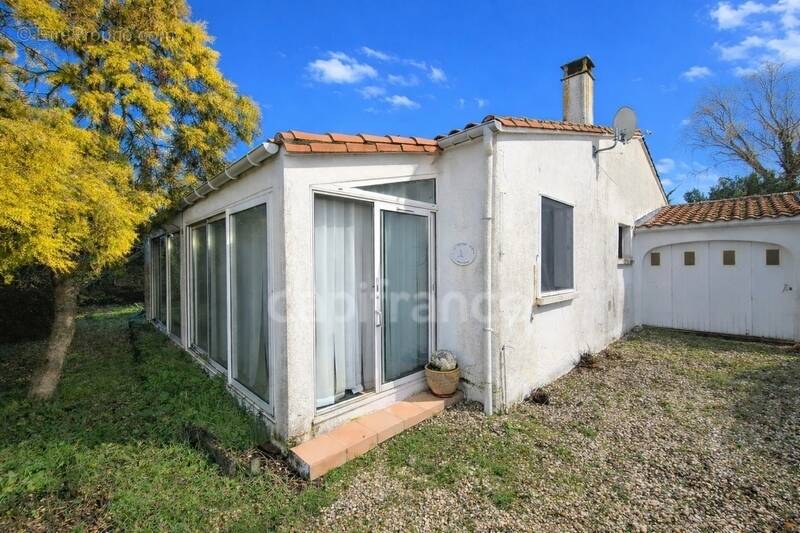 Maison à BARZAN