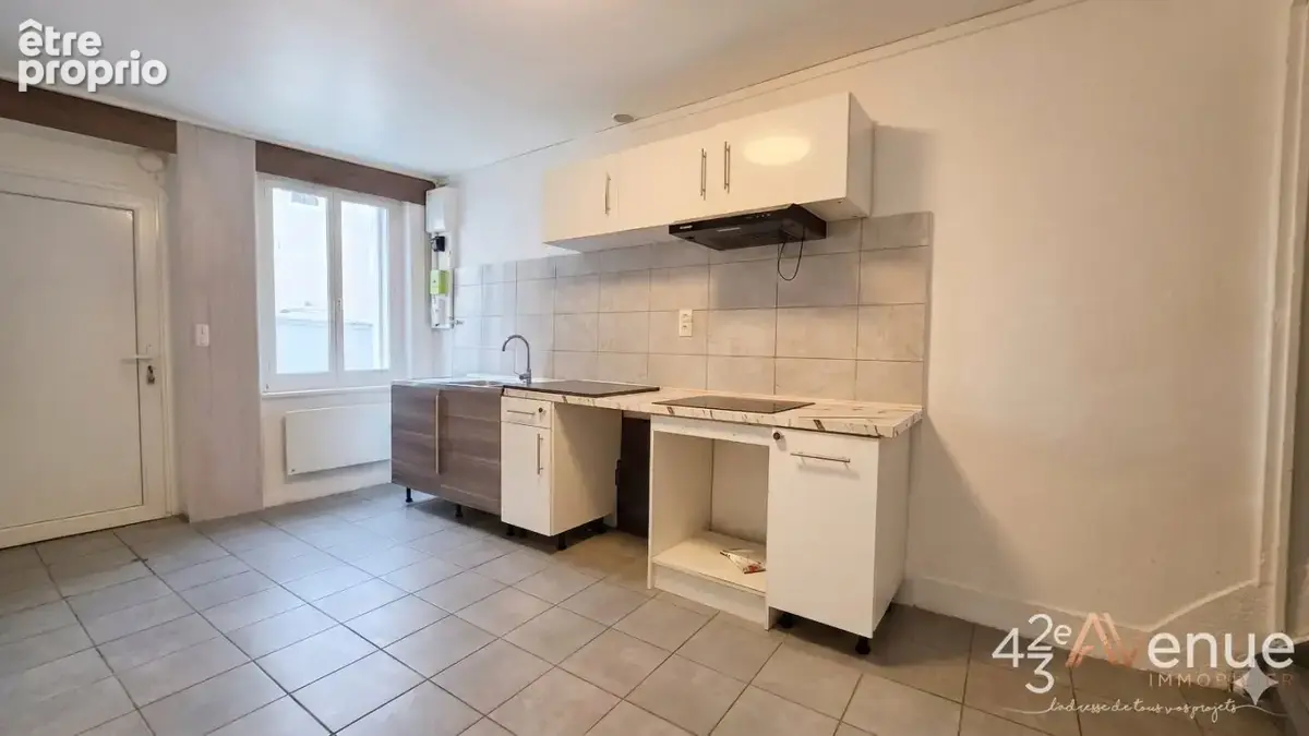 Maison 4 pièces 84 m² à vendre à Sury-Le-Comtal (42450) - photo 2