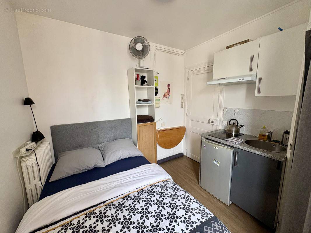 Appartement à PARIS-7E