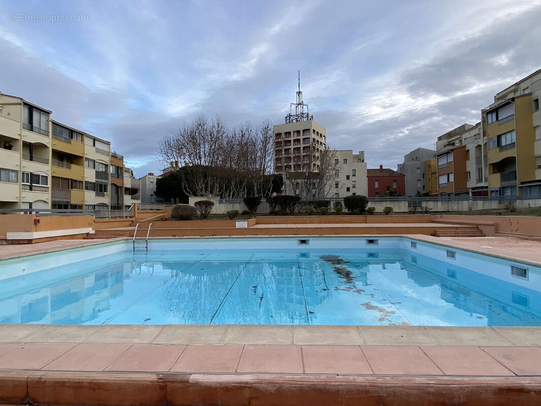 Cap d'agde- centre port- studio- piscine- acces quai - photo 9