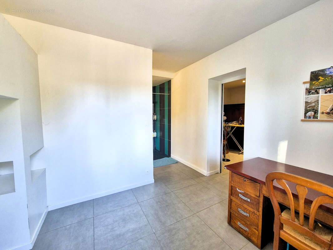 Maison à LEZIGNAN-LA-CEBE