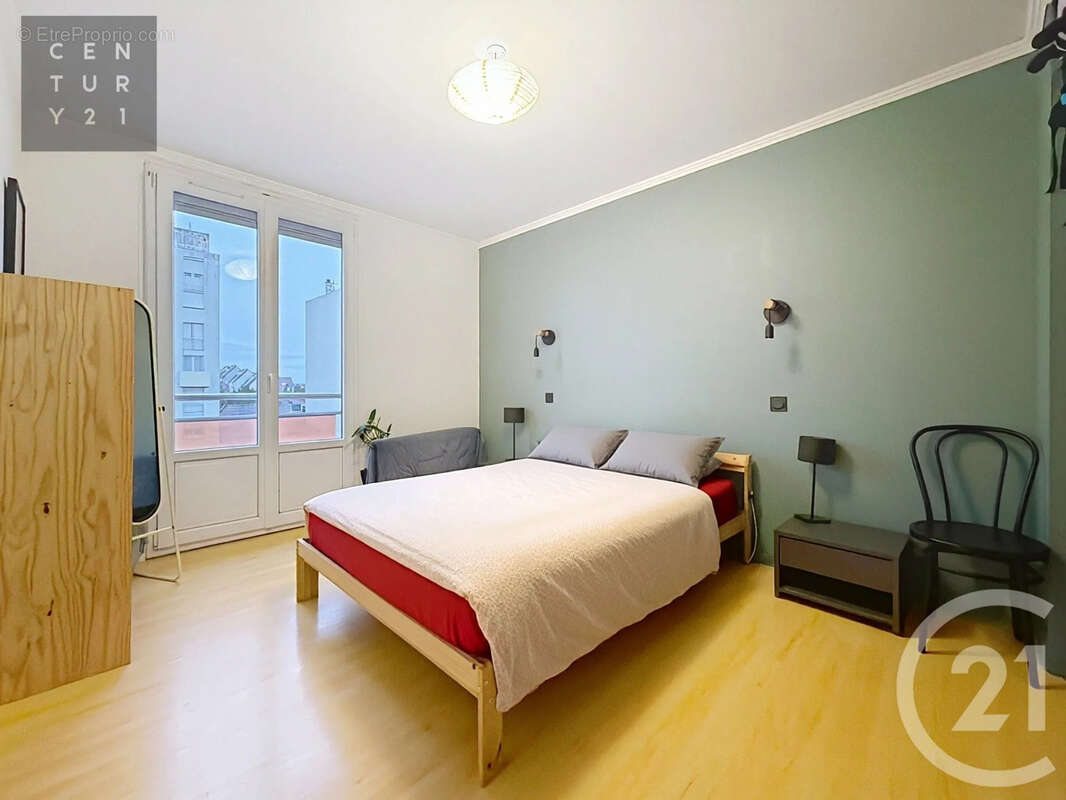 Appartement 69 m² à Troyes  - photo 2