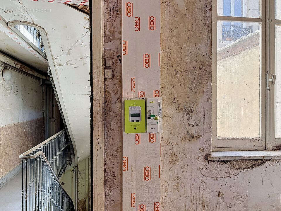 Plateau duplex à aménager   71,90 m2   Rue Saint-Dizier à Nancy - photo 7