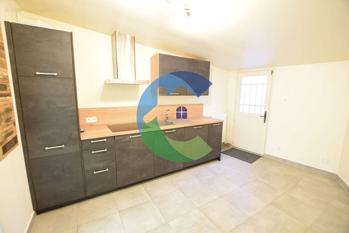 Commerce à EPINAY-SUR-ORGE