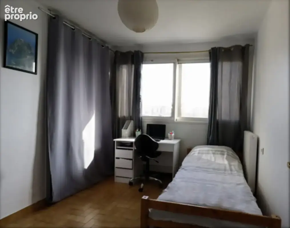 Dpt Bouches du Rhône (13), à vendre appartement T4 avec terrasse fermée et loggia - photo 8