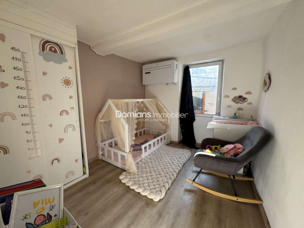 Maison 61 m² à Thuir  - photo 4