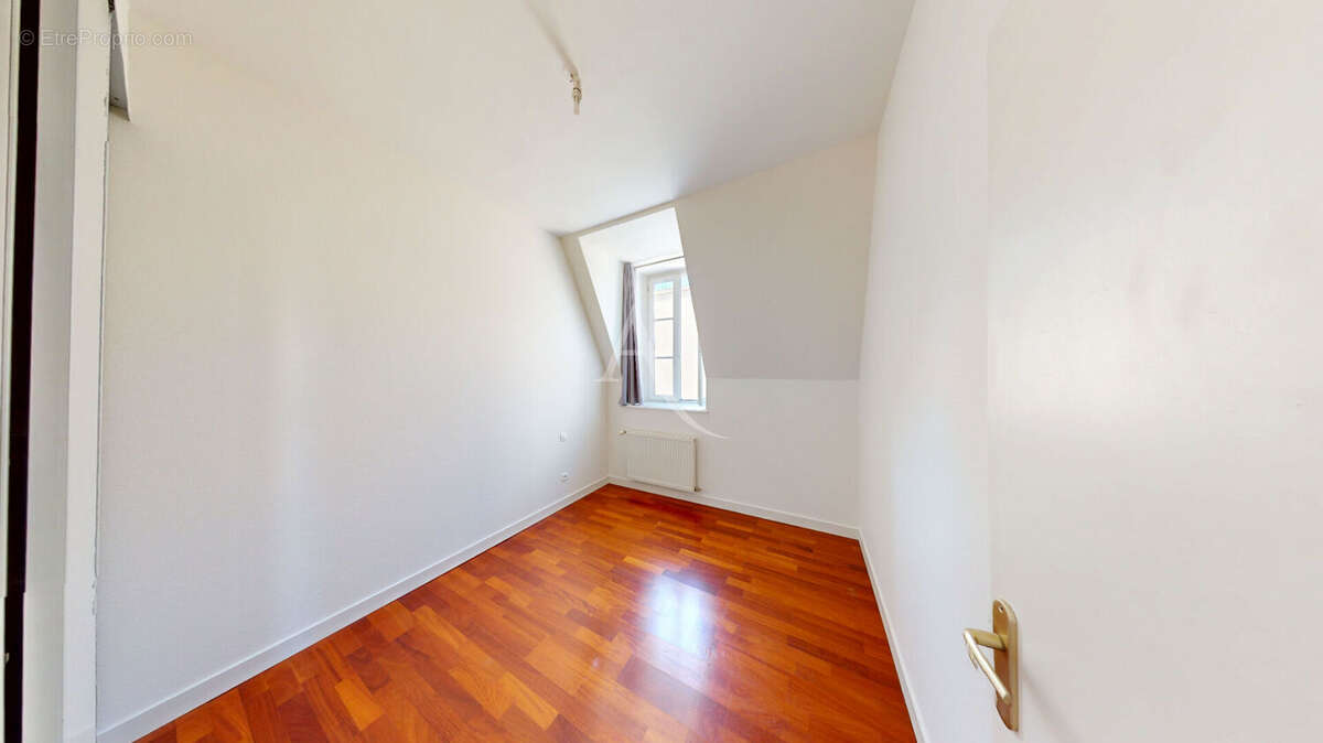 Poitiers hyper-centre t3 de 57 m² dpe c - photo 5