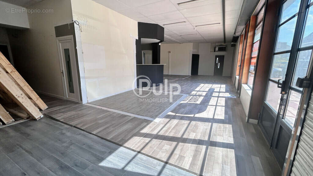 Appartement à COURRIERES