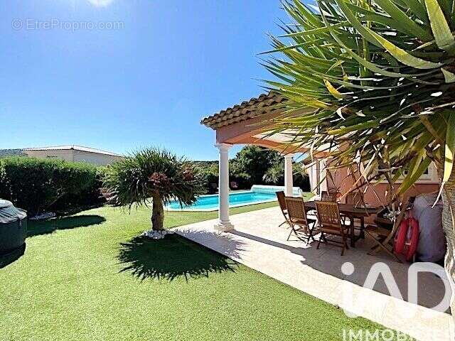Photo 8 - Maison à FREJUS