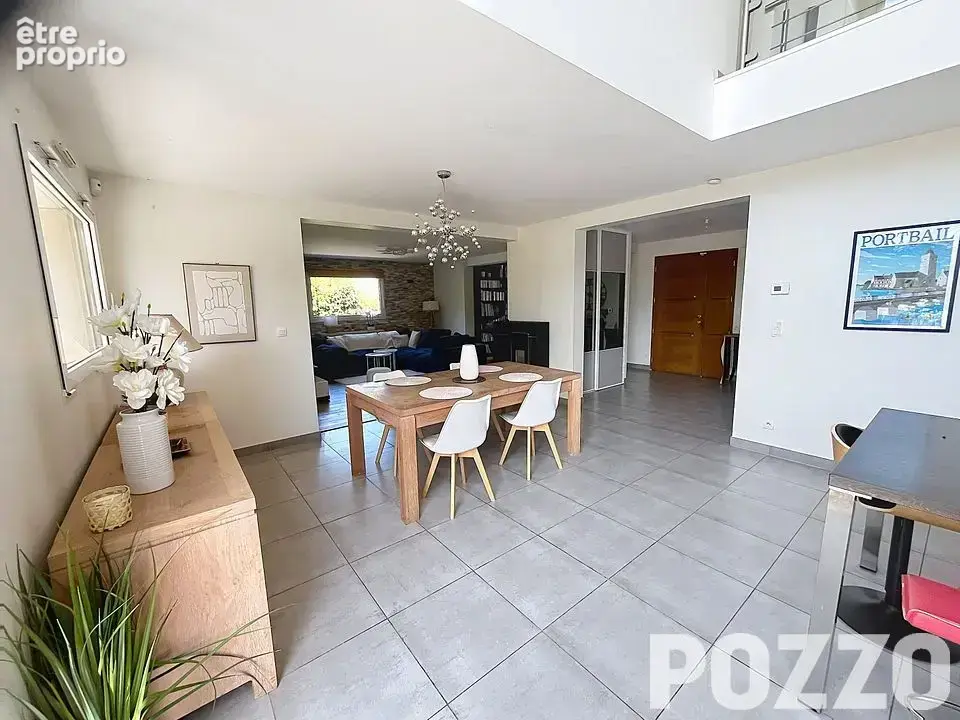 Maison contemporaine 198 m² -5 chambres -Vue Golf -Terrain 1400 m²-Saint-Lô - photo 9