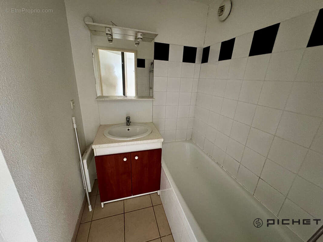 Appartement à BORDEAUX
