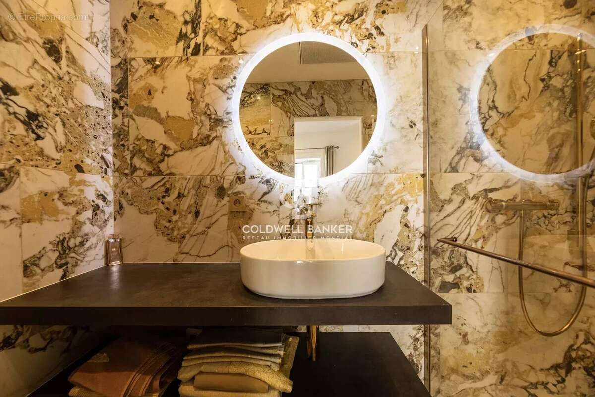 Appartement à CALVI