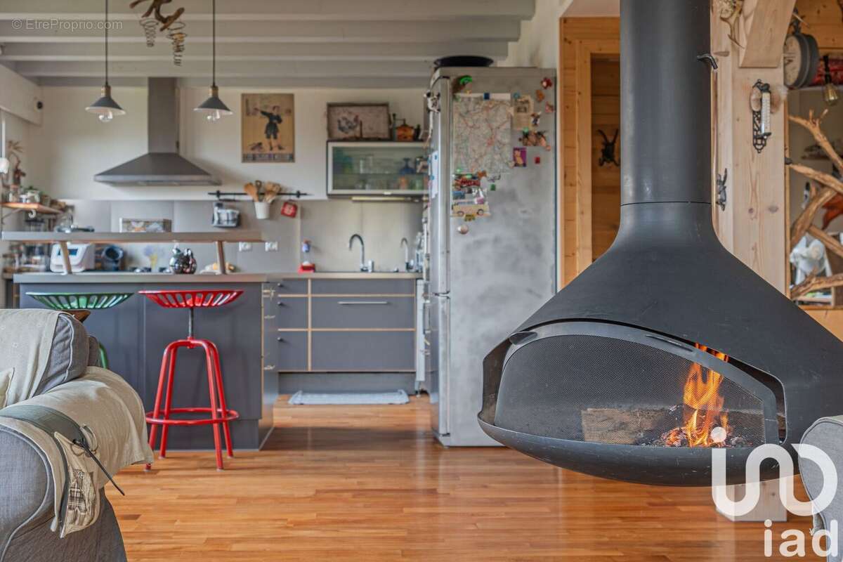 Photo 2 - Maison à SERRIERES-EN-CHAUTAGNE