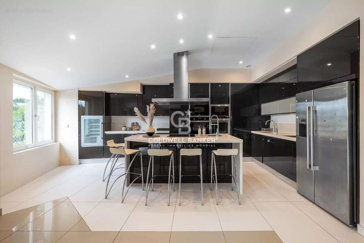 Maison à MOUGINS