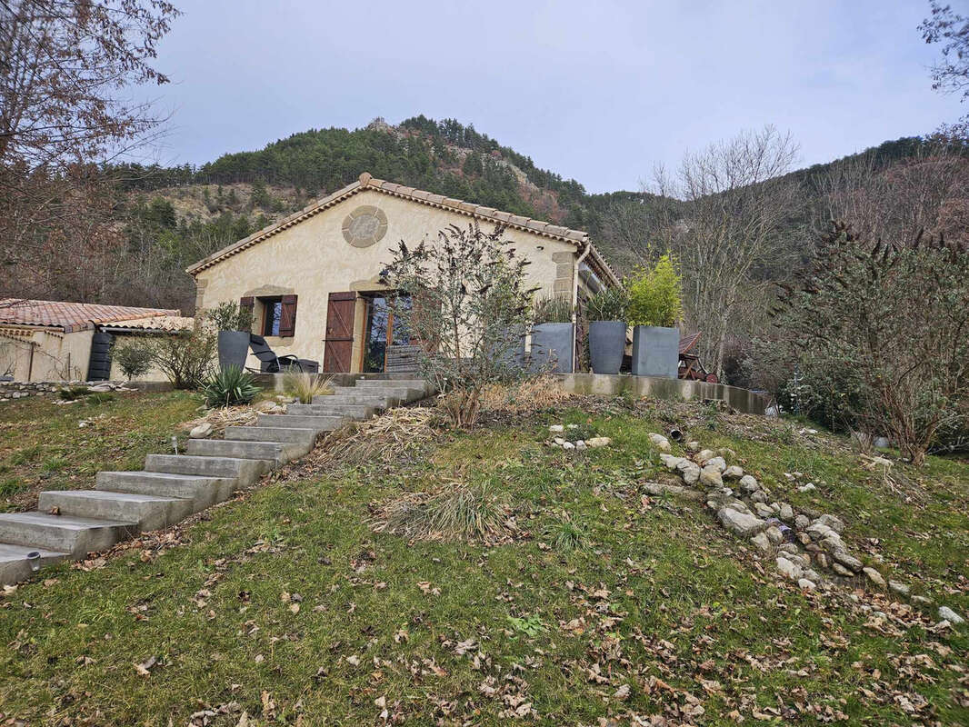 Maison à LUC-EN-DIOIS