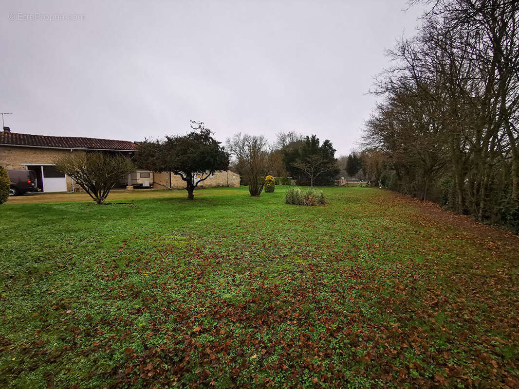 Maison à VILLIERS-SUR-CHIZE