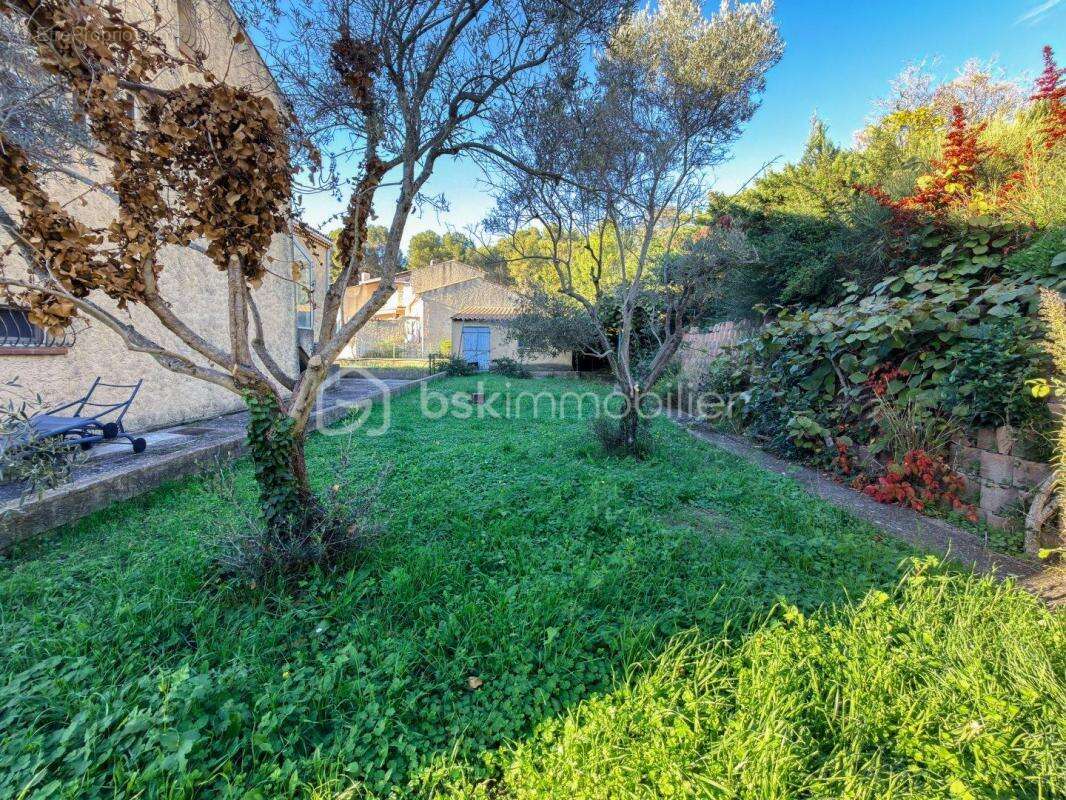 Maison à SAINT-CHAMAS