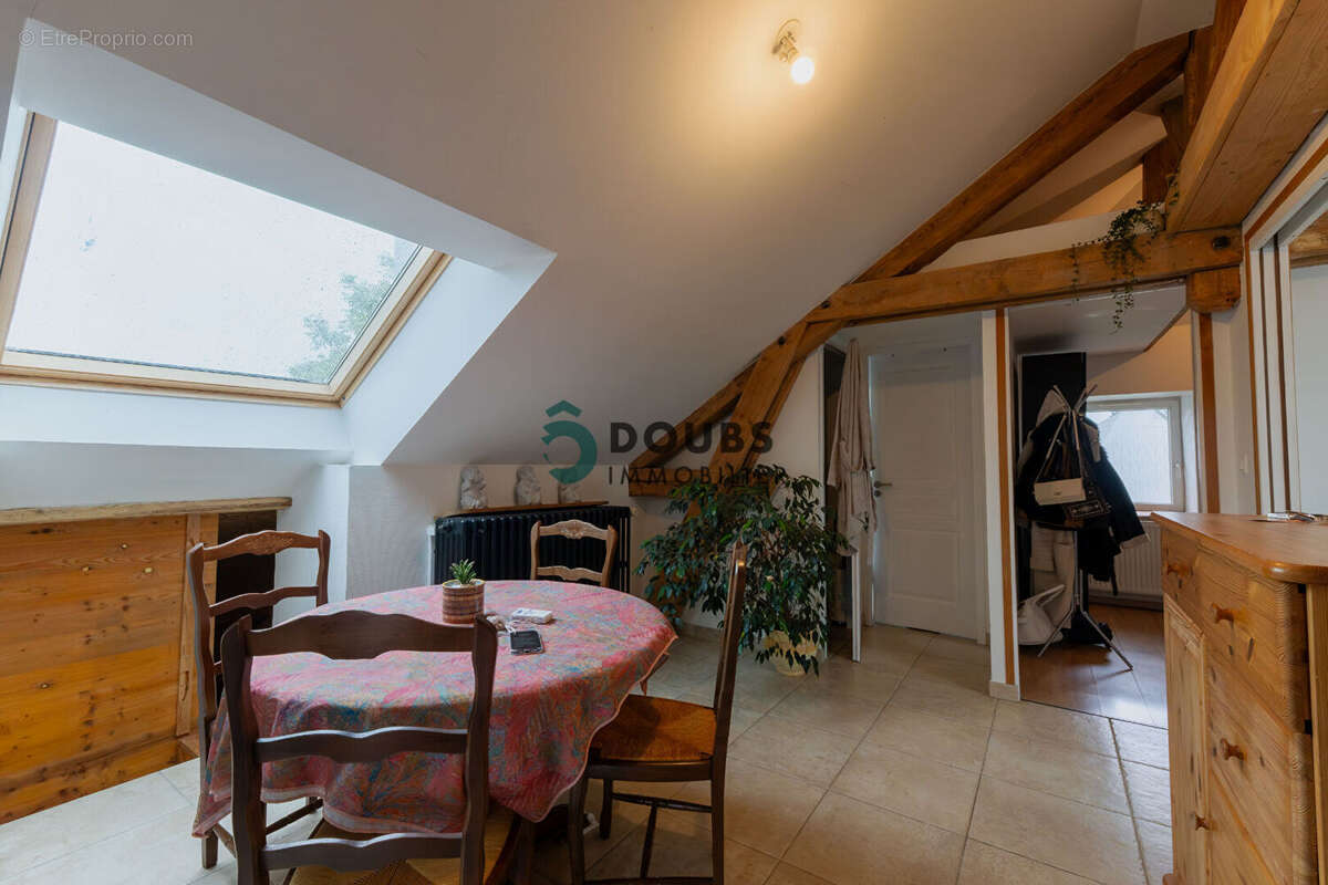 Immeuble à Villers Sous Chalamont - photo 4