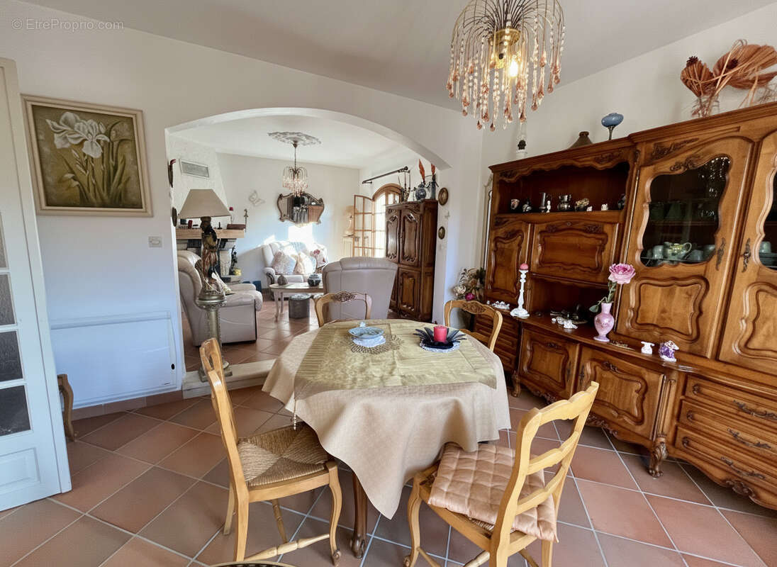 Maison à SIX-FOURS-LES-PLAGES