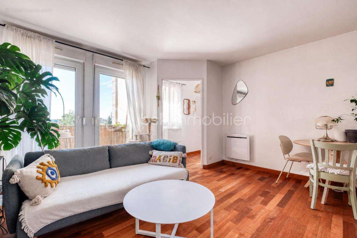 Duplex 3 pièces – 64 m² – 2 balcons – cave – parking - photo 3