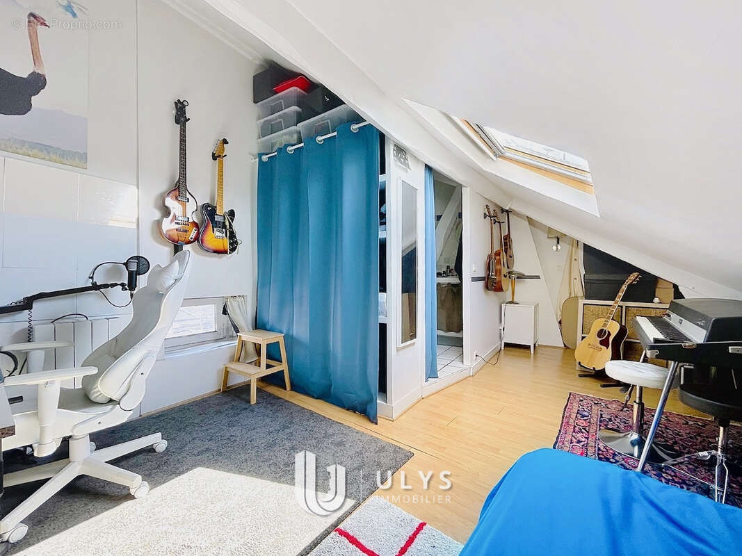 Appartement à PARIS-8E