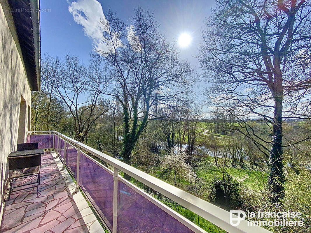 Maison à CHATEAUGIRON