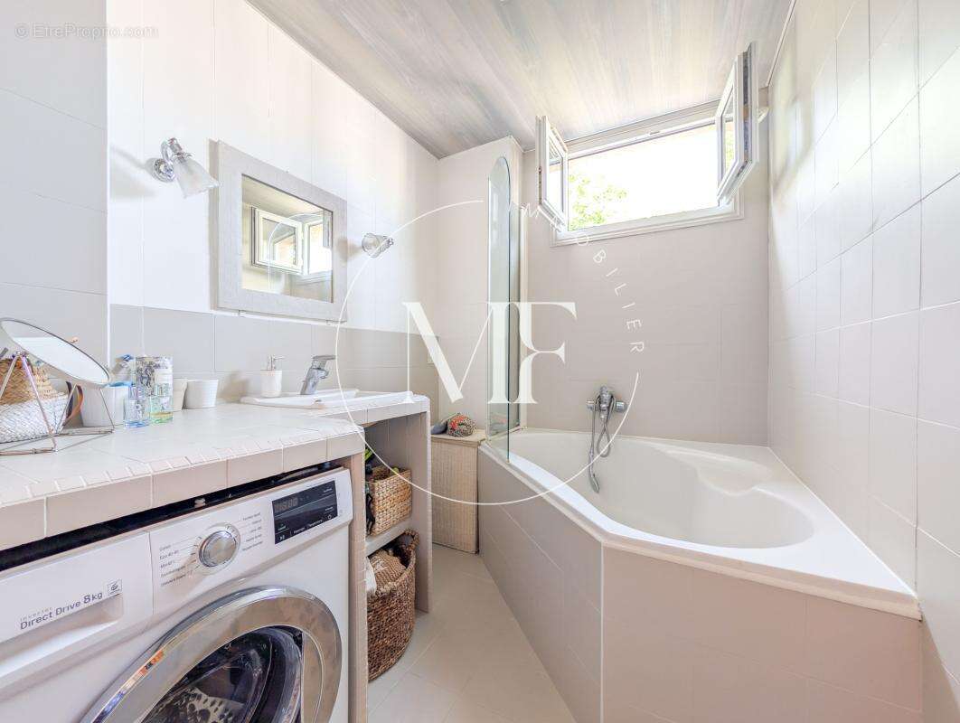 Appartement à RUEIL-MALMAISON