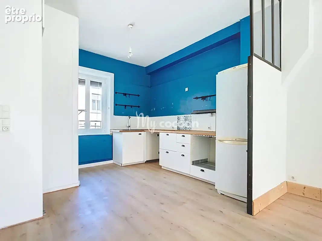 Place Saint Louis - T4 - 136 m² - photo 3