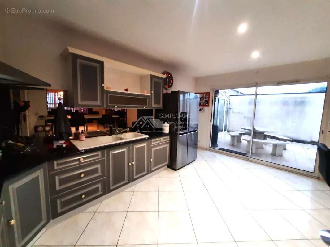 Maison à SAINT-SULPICE-DE-ROYAN