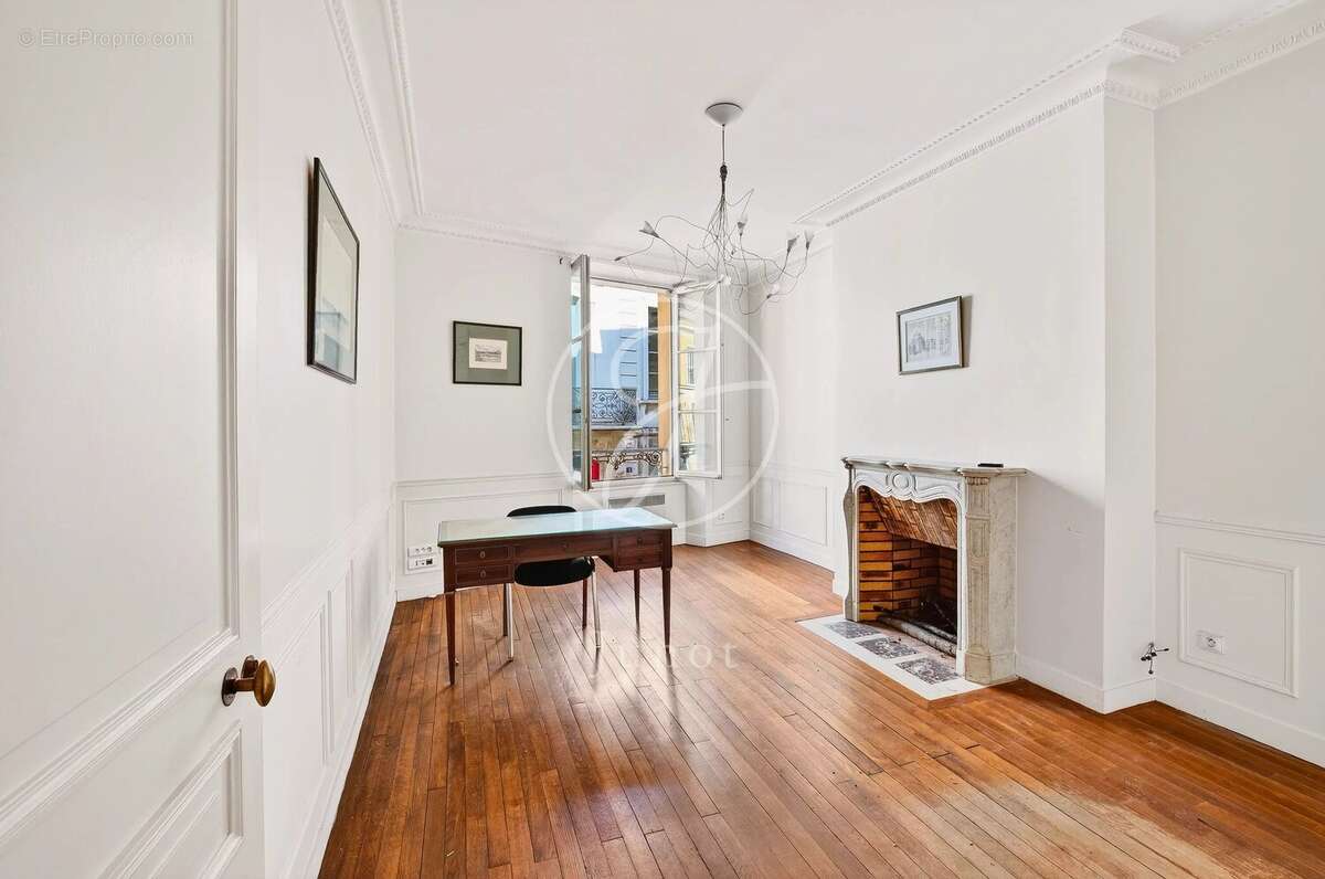 Maison à VERSAILLES