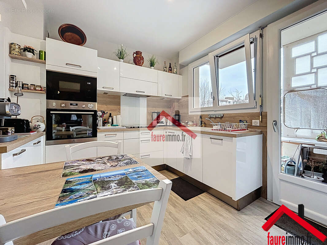 Appartement à BRIVE-LA-GAILLARDE