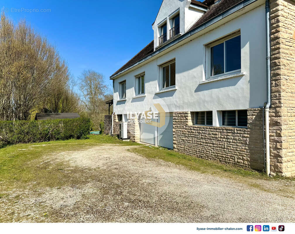 Maison à VERDUN-SUR-LE-DOUBS